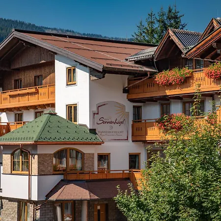 Hotel Am Sonnenhügel 3*
