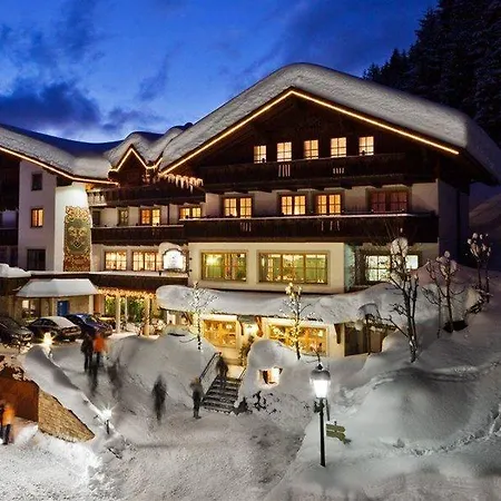 فندق Hotel Sonnenhuegel, Inklusive Sommercard 3*