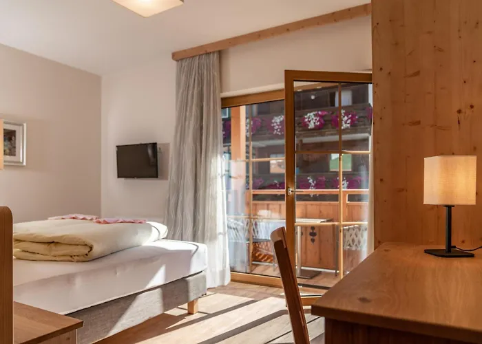 Am Sonnenhuegel Hotell